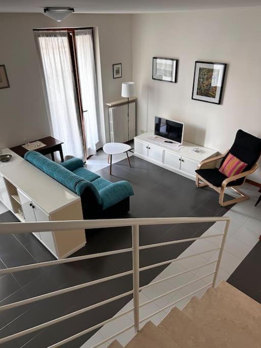 Near Town Centre And Lake - Le Colombe Bardolino Exterior photo