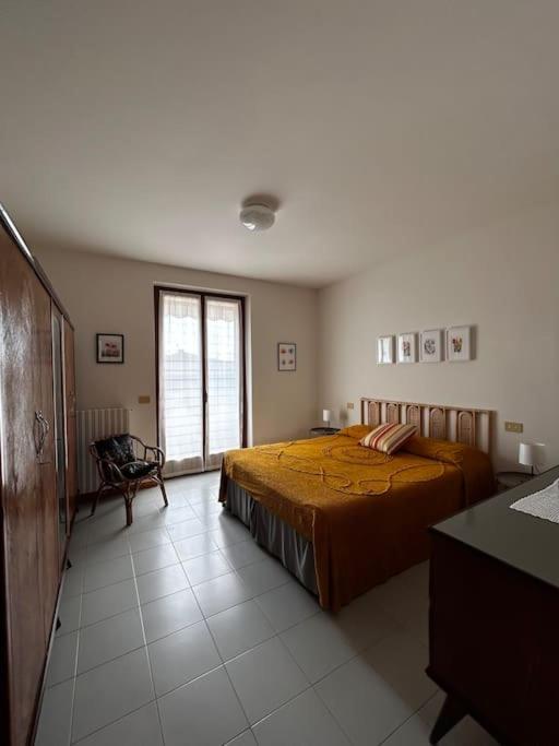 Near Town Centre And Lake - Le Colombe Bardolino Exterior photo