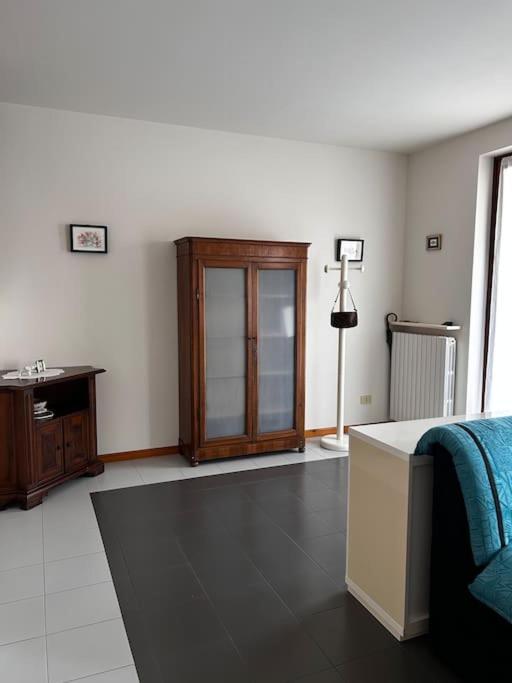 Near Town Centre And Lake - Le Colombe Bardolino Exterior photo